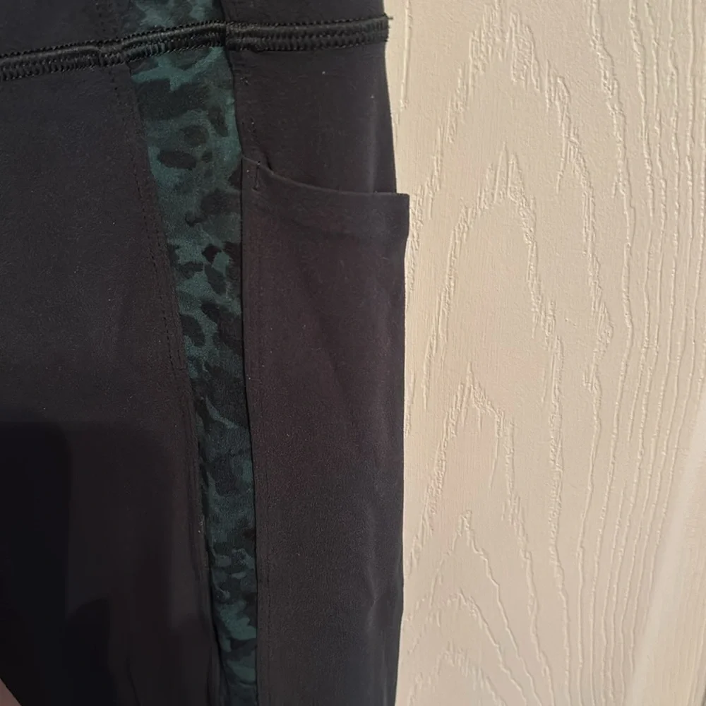 Athleta Grey/green  Leggings with Green Camo Stripes - Picture 4 of 4